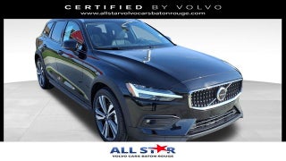 2025 Volvo V60 Cross Country B5 Plus