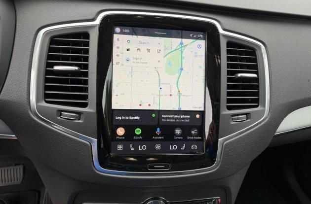 2025 Volvo XC90 B5 Core