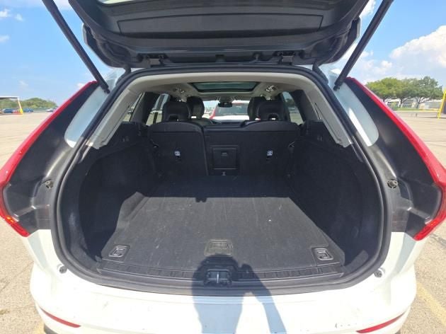 2025 Volvo XC60 B5 Core