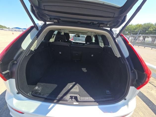 2025 Volvo XC60 B5 Core