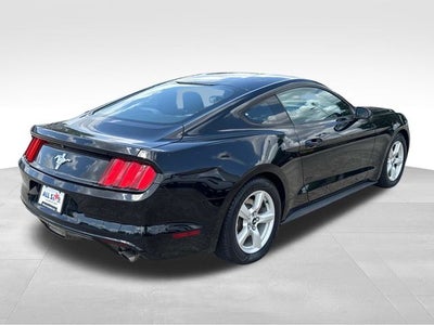 2017 Ford Mustang V6