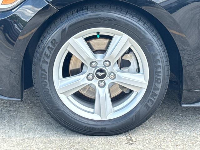 2017 Ford Mustang V6