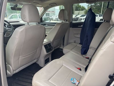2022 Volkswagen Atlas 3.6L V6 SE w/Technology