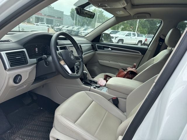 2022 Volkswagen Atlas 3.6L V6 SE w/Technology