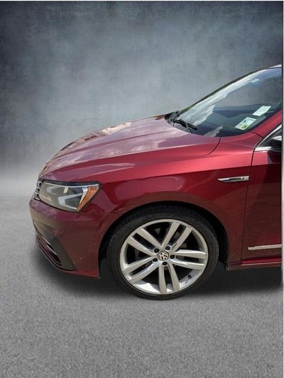 2017 Volkswagen Passat 1.8T R-Line