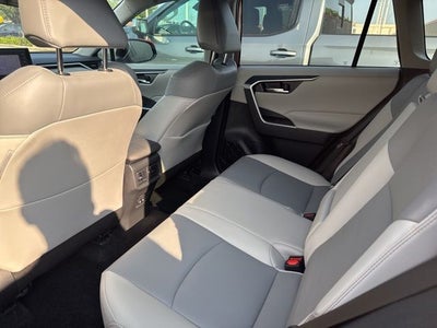 2020 Toyota RAV4 XLE Premium