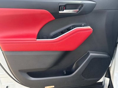 2024 Toyota Highlander XSE