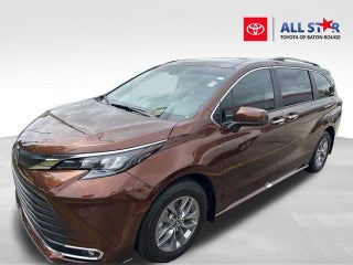 2024 Toyota Sienna XLE