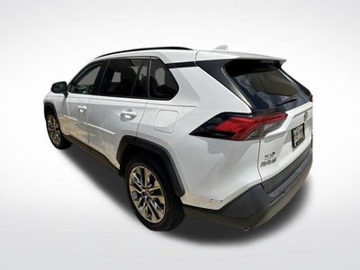 2020 Toyota RAV4 XLE Premium